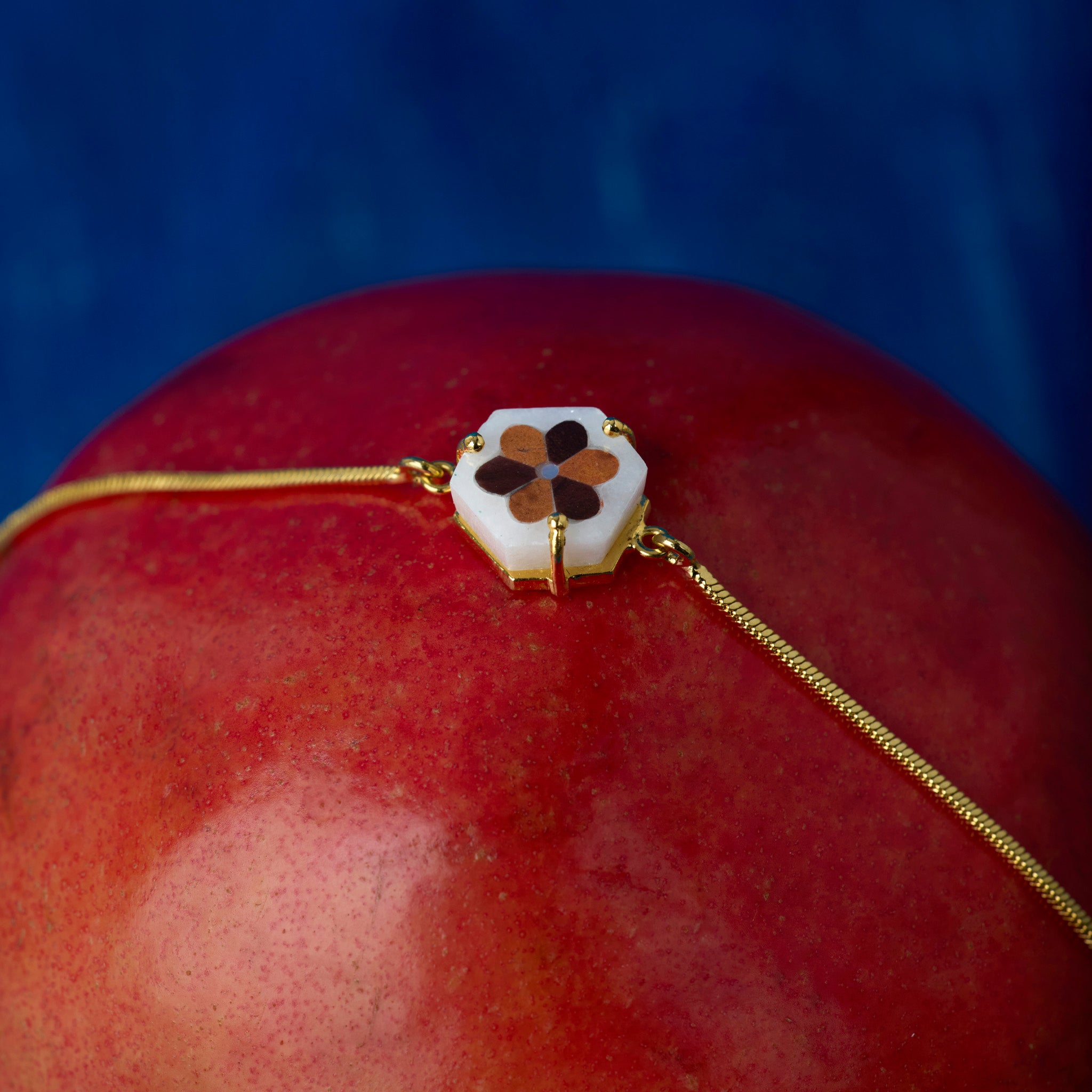 Noor bracelet (Earthy brown)