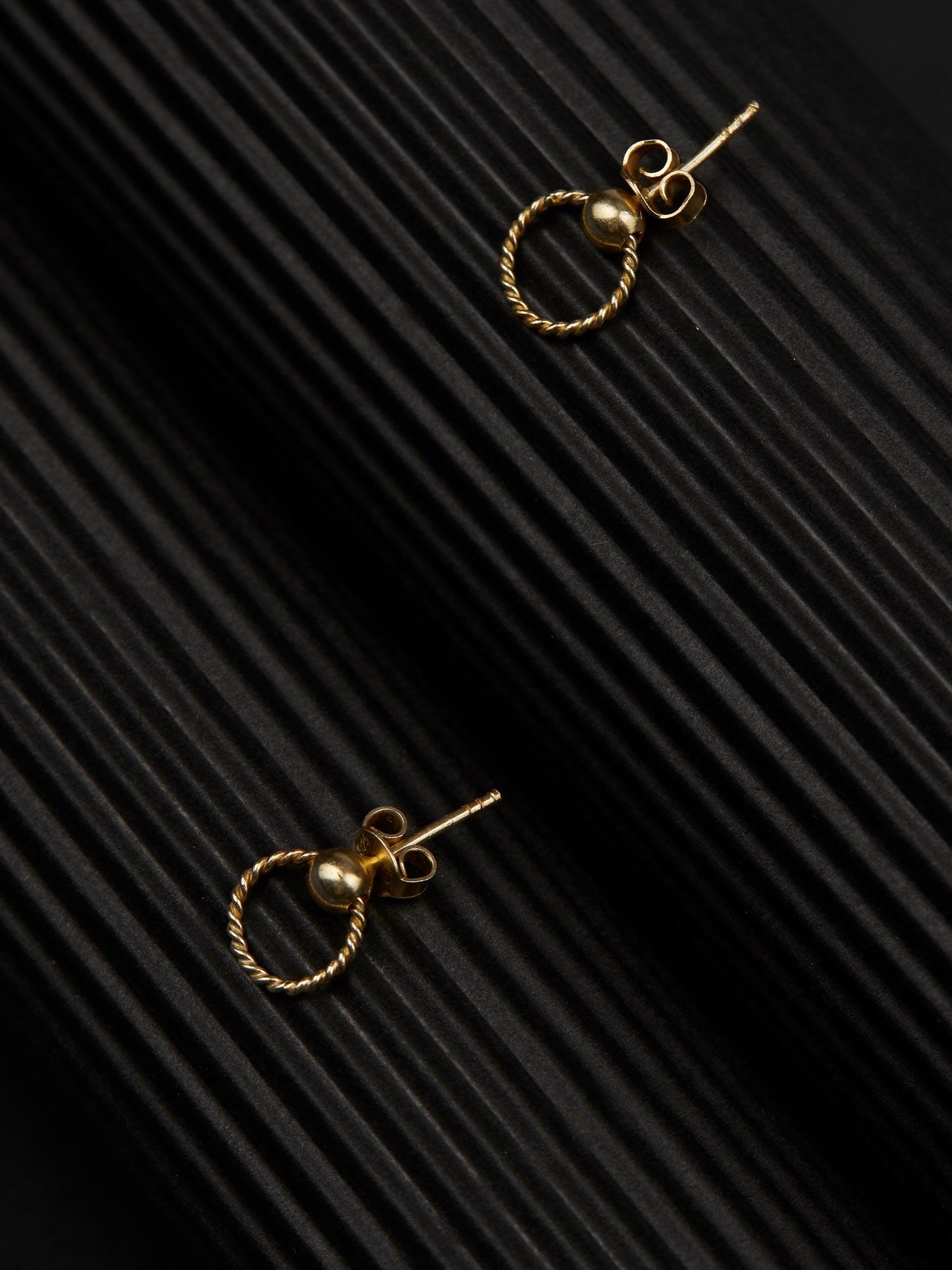 Door-knocker Earrings - Gold